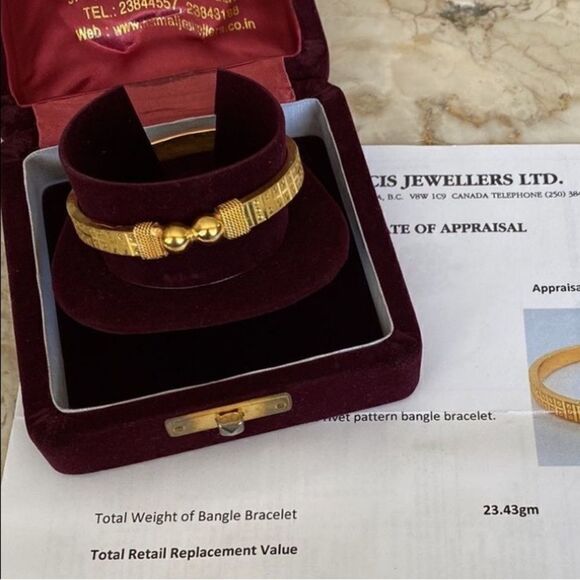 18K Gold Solid Bangle Bracelet 23.43gm - Picture 2 of 9